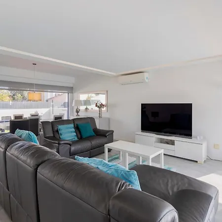 Aroeira Luxury House