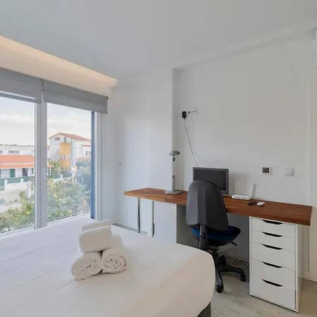Aroeira Luxury House *